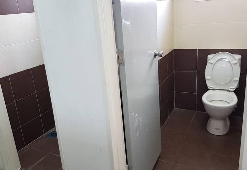 Ostia Bangi Business Avenue