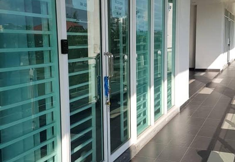 Ostia Bangi Business Avenue