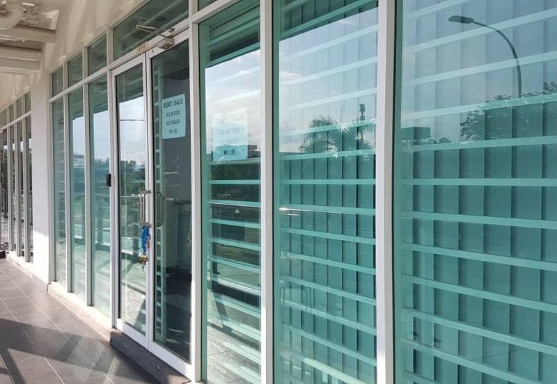 Ostia Bangi Business Avenue