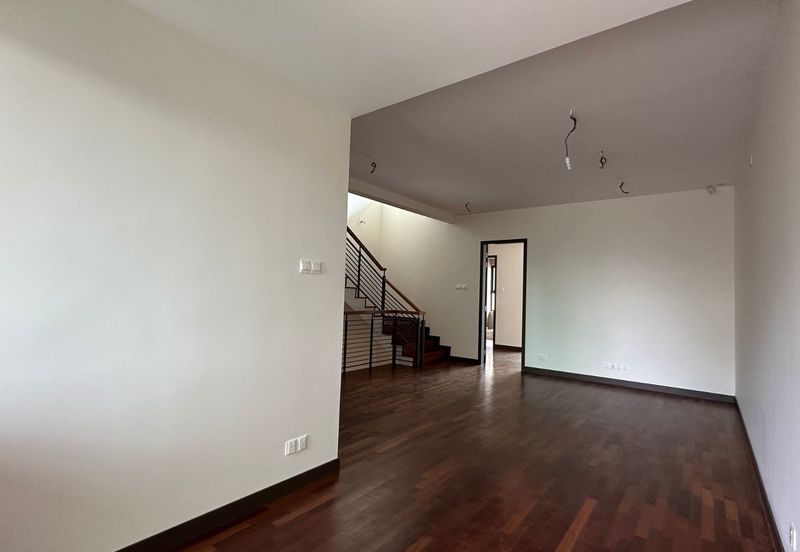 Tiara Hills, Taman Taynton View