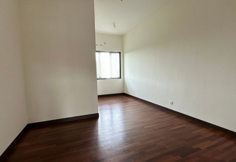 Tiara Hills, Taman Taynton View