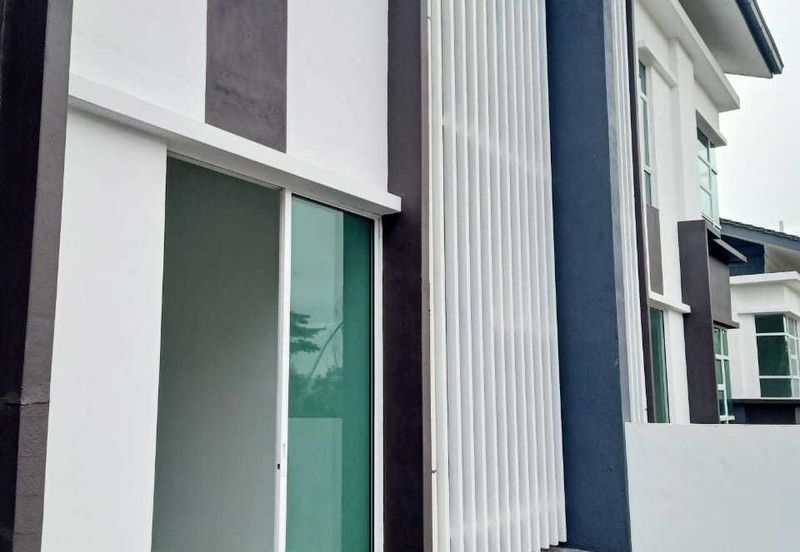 Taman Pinggiran Mahkota