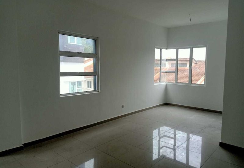 Taman Pinggiran Mahkota