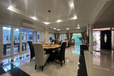 Bandar Tun Hussein Onn