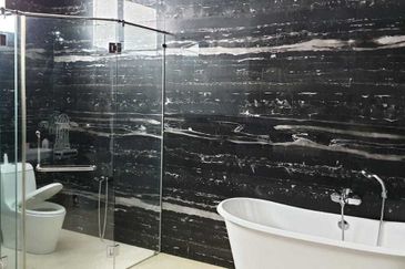 Bandar Tun Hussein Onn