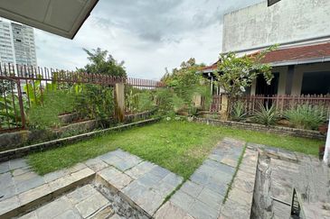 Bandar Tun Hussein Onn