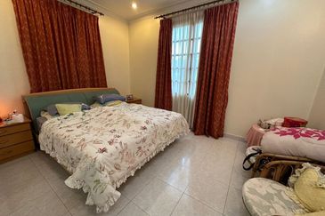 Bandar Tun Hussein Onn