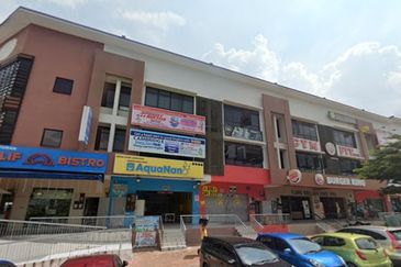 Bandar Tun Hussein Onn