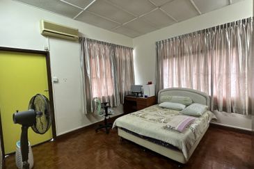 Taman Taynton (Taynton View)