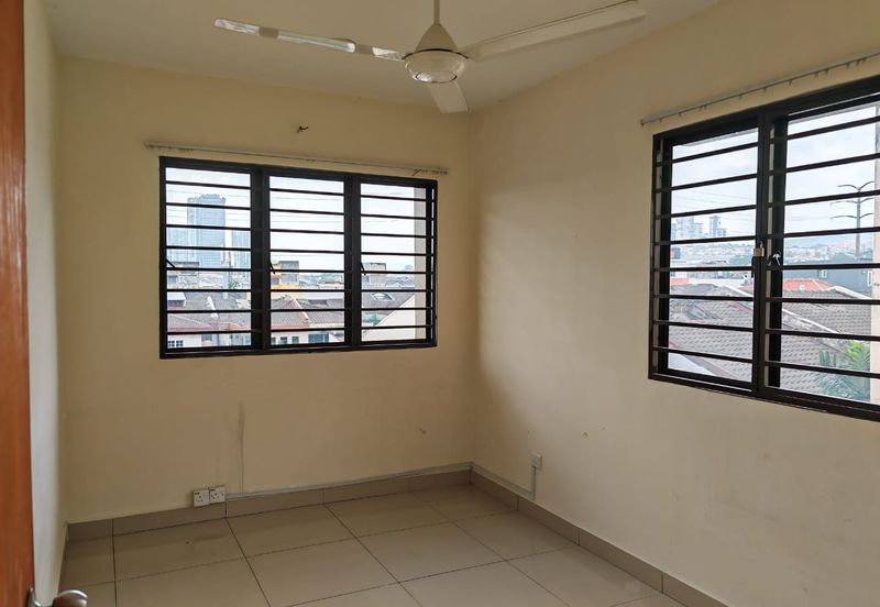 Taman Connaught (Sri Cendekia)