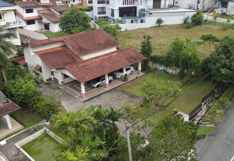 Lorong Taman Pantai 1