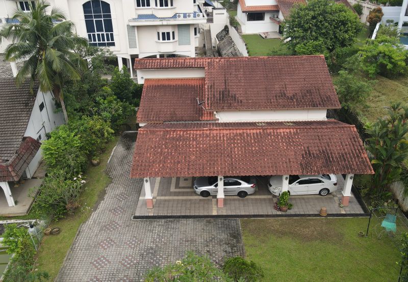 Lorong Taman Pantai 1