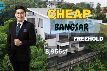 Bukit Pantai (Pantai Hill)