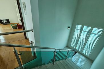 Bandar Tun Hussein Onn