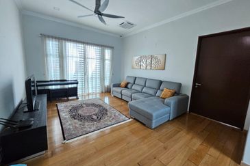 Bandar Tun Hussein Onn