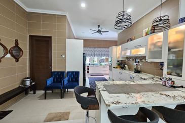 Bandar Tun Hussein Onn