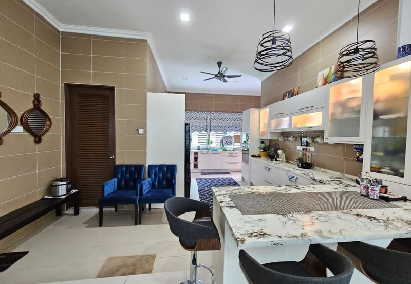 Bandar Tun Hussein Onn