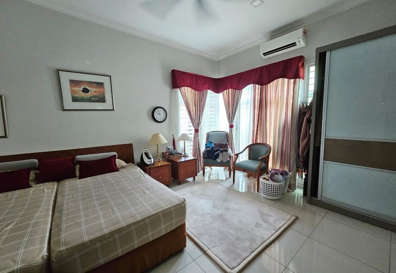 Bandar Tun Hussein Onn