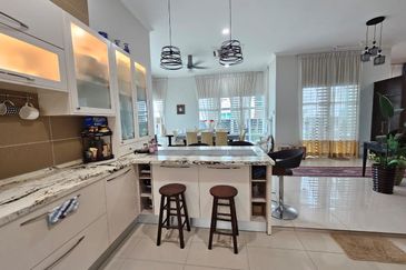 Bandar Tun Hussein Onn