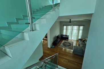 Bandar Tun Hussein Onn