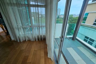 Bandar Tun Hussein Onn