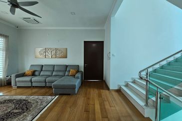 Bandar Tun Hussein Onn