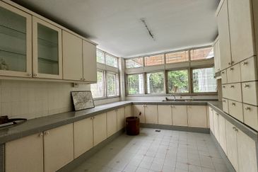 Lorong Taman Pantai 7