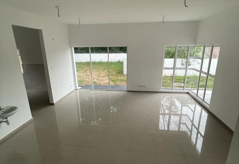 Taman Pinggiran Mahkota