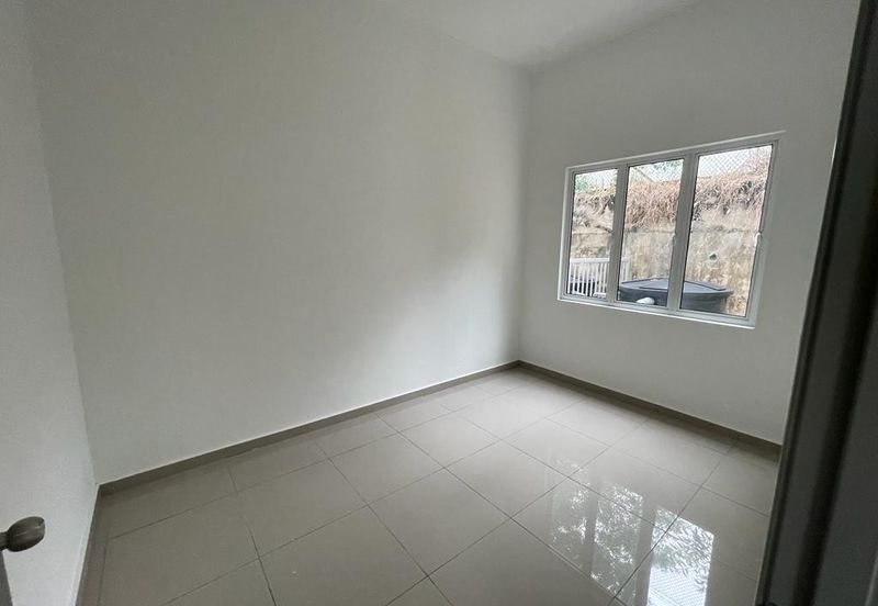 Taman Pinggiran Mahkota