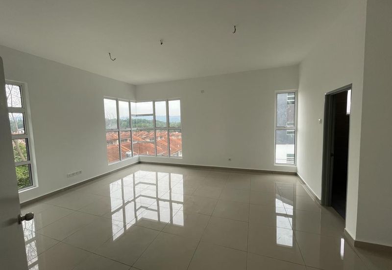 Taman Pinggiran Mahkota