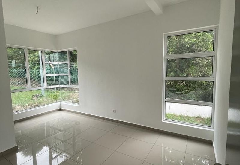 Taman Pinggiran Mahkota