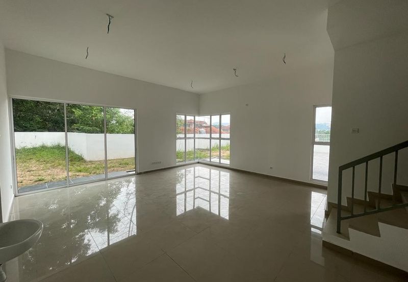 Taman Pinggiran Mahkota