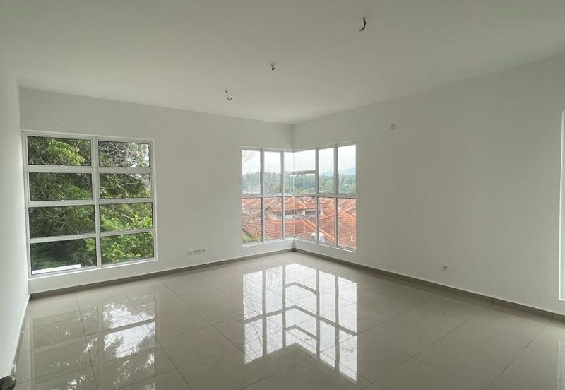 Taman Pinggiran Mahkota