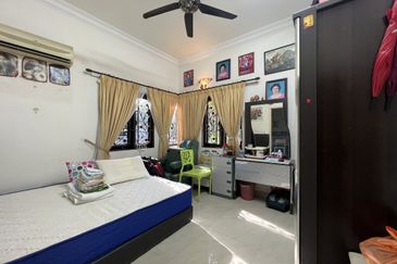 Bandar Tun Hussein Onn