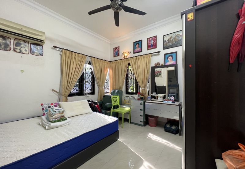 Bandar Tun Hussein Onn