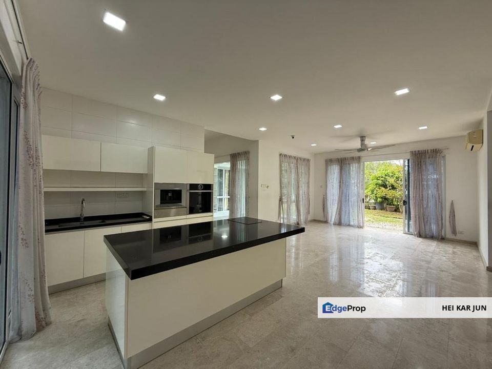 Jade Hills , Kajang , Selangor 2.5 Storey Bungalow , Selangor, Kajang