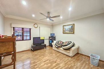 Bandar Tun Hussein Onn