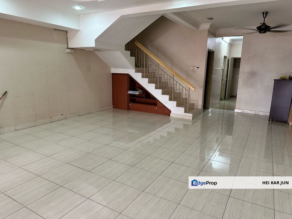 Taman Mutiara Puchong, Selangor 2.5 Storey Semi D , Selangor, Puchong