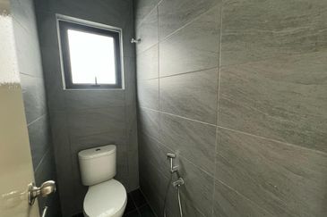 Saujana Height Kajang, 2 Storey Semi D