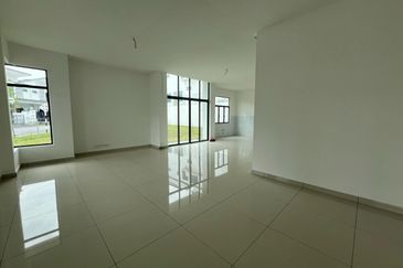 Saujana Height Kajang, 2 Storey Semi D