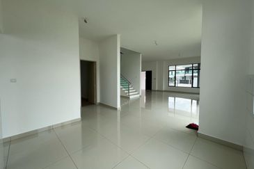 Saujana Height Kajang, 2 Storey Semi D