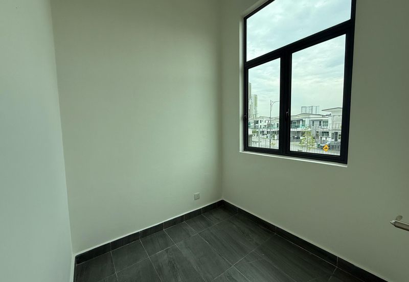 Saujana Height Kajang, 2 Storey Semi D