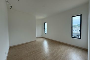 Saujana Height Kajang, 2 Storey Semi D