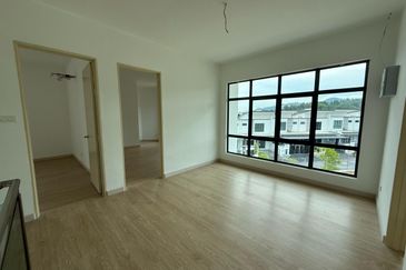 Saujana Height Kajang, 2 Storey Semi D