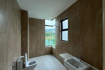 Saujana Height Kajang, 2 Storey Semi D