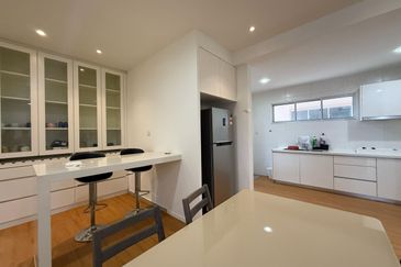 Jadite Suites @ Jade Hills