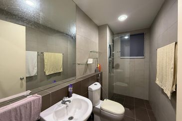 Jadite Suites @ Jade Hills