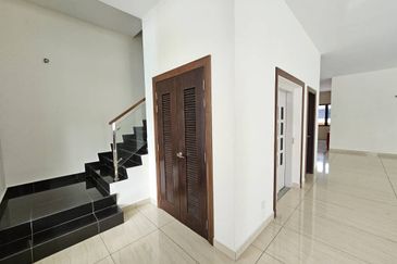 Res Trees Country Heights, Kajang 3 Storey Semi D