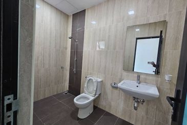 Res Trees Country Heights, Kajang 3 Storey Semi D