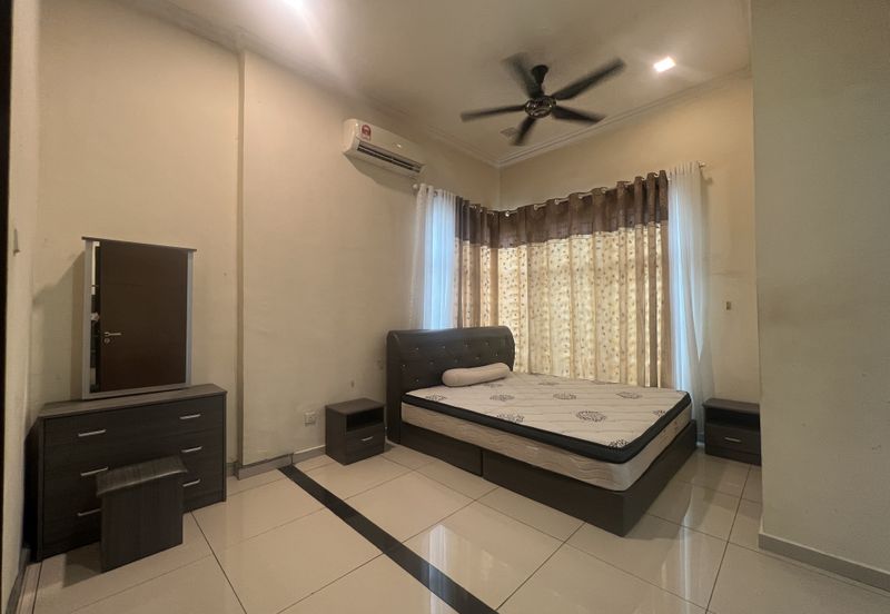 Bandar Tun Hussein Onn